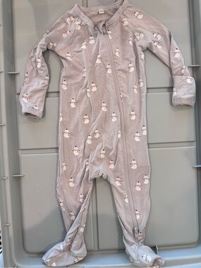 Quincy Mae Gray Snowman Footed One-Piece Pajama